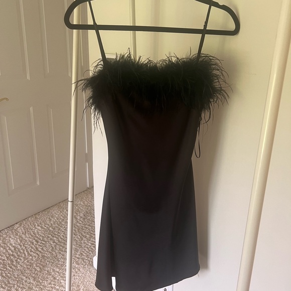 New Mini black dress with fur S - Picture 2 of 5